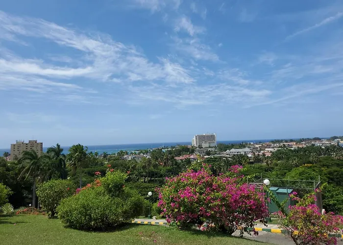 1 Bedroom Penthouse Suite 63 At Mystic Ridge Resort